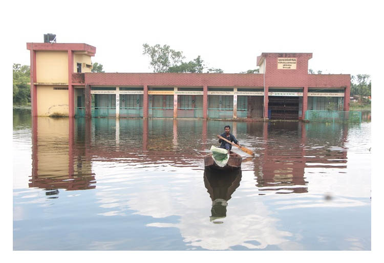 বন্যায় সিলেটের প্রায় পাঁচশ’ শিক্ষাপ্রতিষ্ঠানে পাঠদান বন্ধ